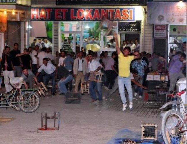 Hakkari’de PKK’lının öldürülmesi Van’da protesto edildi - Resim 3