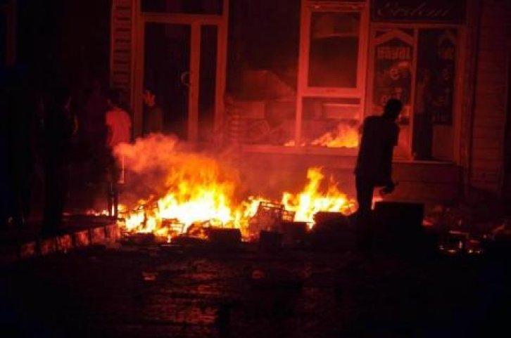 Hakkari’de PKK’lının öldürülmesi Van’da protesto edildi - Resim 7