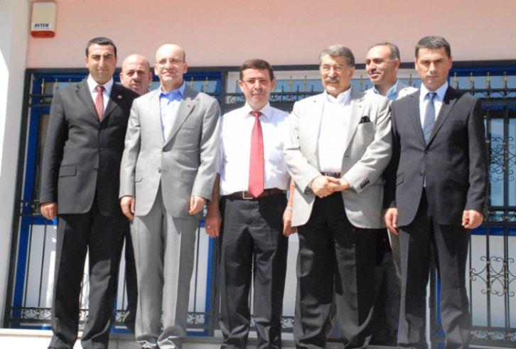 Türkiye referandum için sandık başında - Resim 15