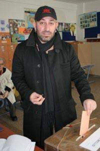Ünlüler sandıkta - Resim 11