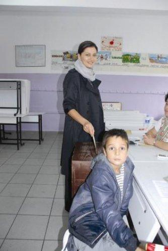 Ünlüler sandıkta - Resim 7