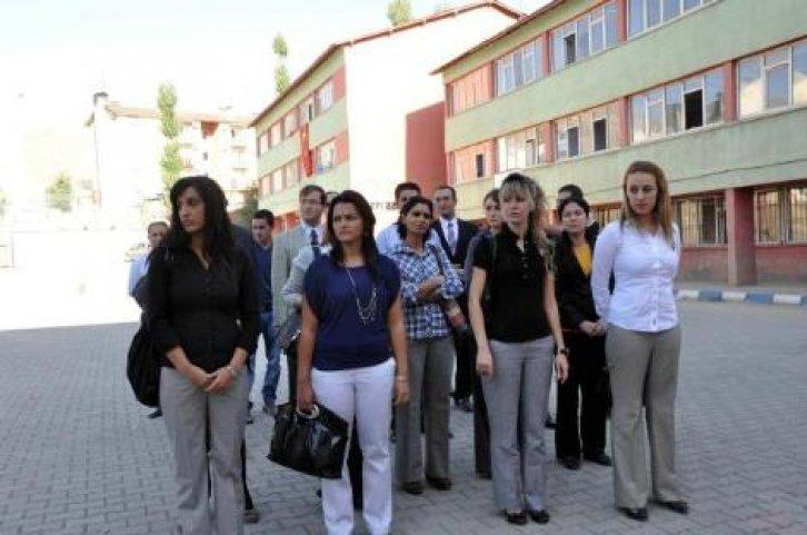 Hakkari'de öğretmenler öğrenci bekledi - Resim 18
