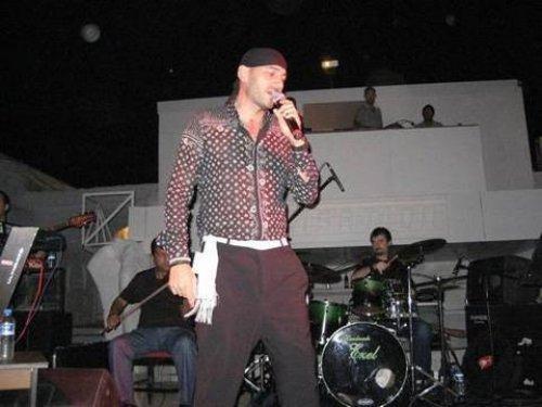  Hangi ünlü hangi takımı tutuyor