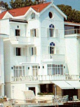 Boğazın incileri ve sahipleri