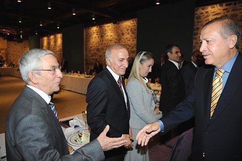 Başbakan Erdoğan medya temsilcileri ile buluştu  - Resim 17