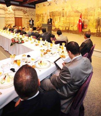 Başbakan Erdoğan medya temsilcileri ile buluştu  - Resim 5