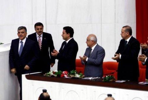 Abdullah Gül'ün Meclis konuşmasında ayağa kalkmadılar - Resim 14