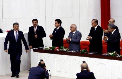 Abdullah Gül'ün Meclis konuşmasında ayağa kalkmadılar - Resim 13