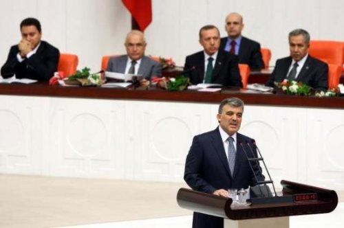 Abdullah Gül'ün Meclis konuşmasında ayağa kalkmadılar - Resim 6