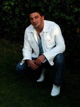 Ünlülerin dudak uçuklatan arabaları