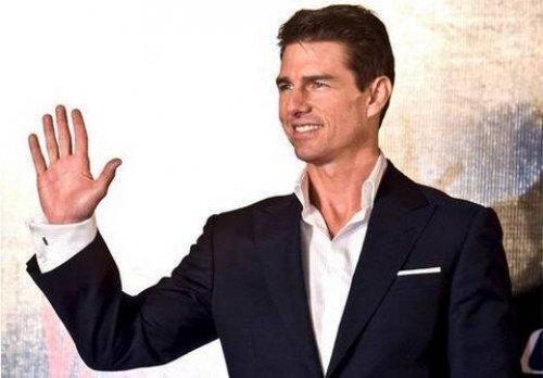 Ünlülerin dudak uçuklatan arabaları