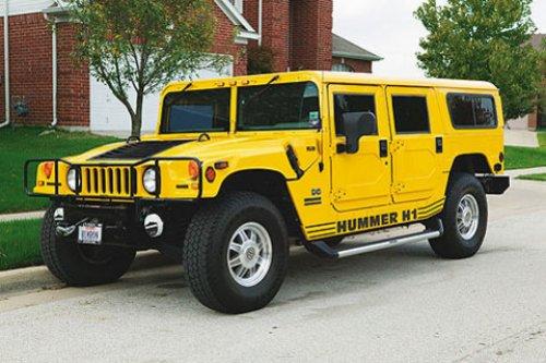 Ünlülerin dudak uçuklatan arabaları