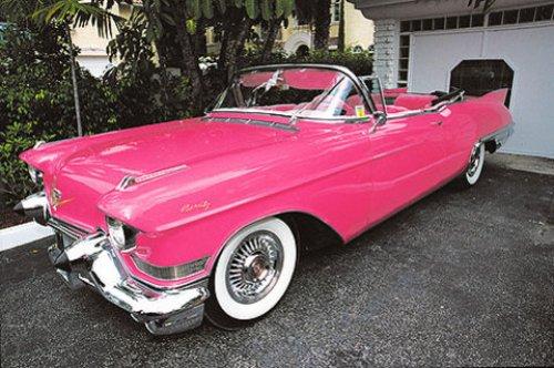 Ünlülerin dudak uçuklatan arabaları