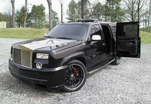 Ünlülerin dudak uçuklatan arabaları