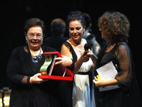 Tiyatro 2010 Ödülleri sahiplerini buldu - Resim 2