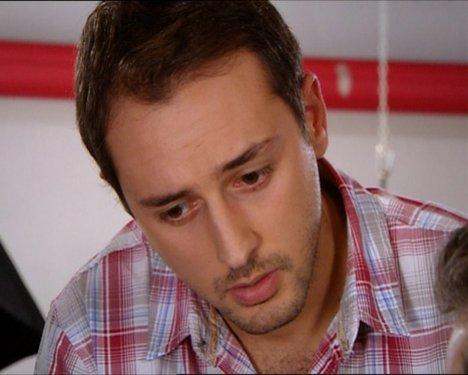 Güven Fikret'in Efe olduğunu anlıyor - Resim 8