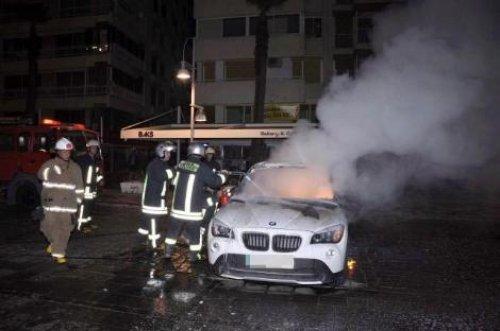 125 bin TL’lik otomobilini yaktı - Resim 2