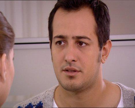 Güven Fikret'in Efe olduğunu anlıyor - Resim 6