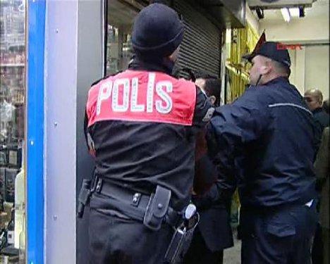 Marmara Üniversitesi'nde olay  - Resim 5