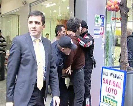 Marmara Üniversitesi'nde olay  - Resim 10