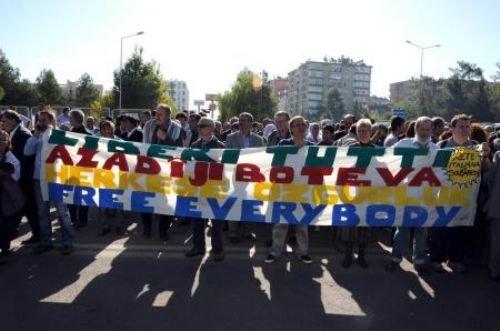 Kritik KCK davası Diyarbakır'da başladı - Resim 74