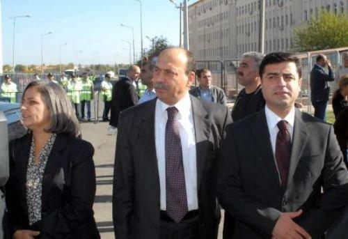 Kritik KCK davası Diyarbakır'da başladı - Resim 43