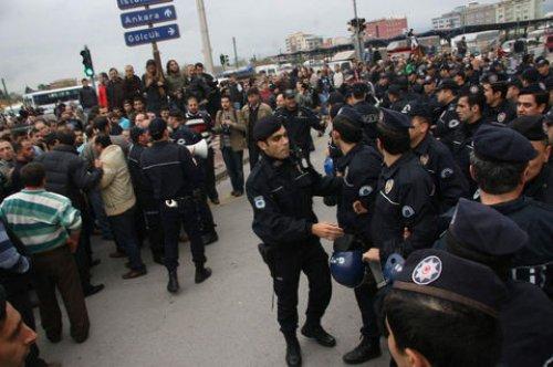 İzmit savaş alanına döndü  - Resim 17