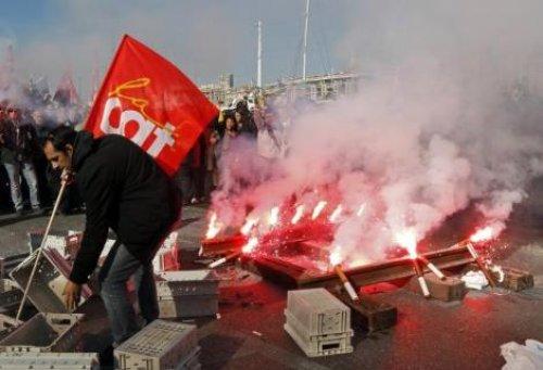 Fransa'da eylemler devam ediyor - Resim 27