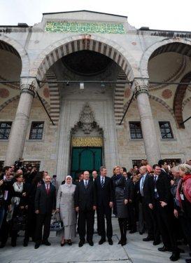 Alman First Lady başını örttü - Resim 8