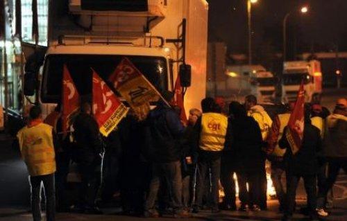 Fransa'da eylemler devam ediyor - Resim 13
