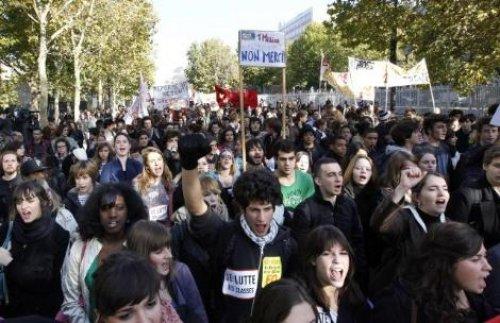 Fransa'da eylemler devam ediyor - Resim 5