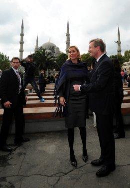 Alman First Lady başını örttü - Resim 3