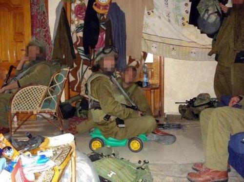 İsrail askerlerinin yeni rezaleti - Resim 3
