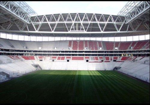 TT Arena son haline çok yaklaştı