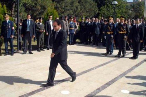 Baydemir Cumhuriyet Bayramı töreninde - Resim 4