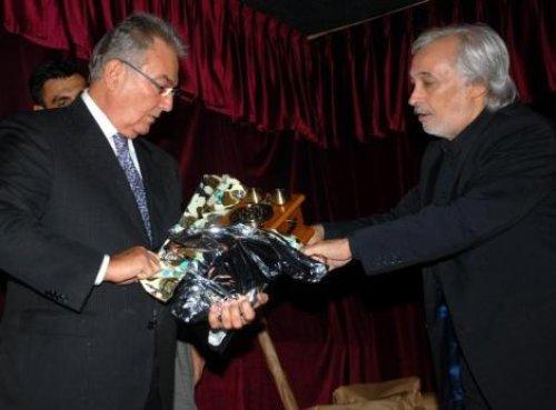 Baykal Müjdat Gezen Sanat Merkezi'nde - Resim 1