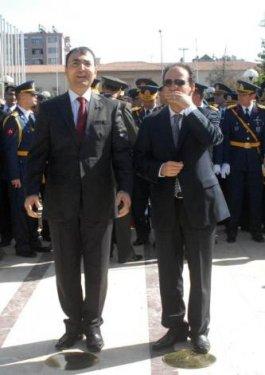 Baydemir Cumhuriyet Bayramı töreninde - Resim 8