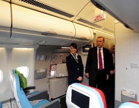 Başbakan Sabiha Gökçen'de - Resim 5