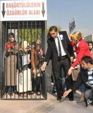 Ankara'da başörtüsü eylemi - Resim 3