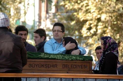 Minik Omay'ın cenaze töreni - Resim 3
