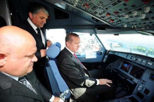 Başbakan Sabiha Gökçen'de - Resim 2