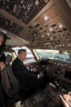 Başbakan Sabiha Gökçen'de - Resim 3