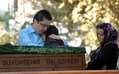 Küçük Umay toprağa verildi - Resim 5