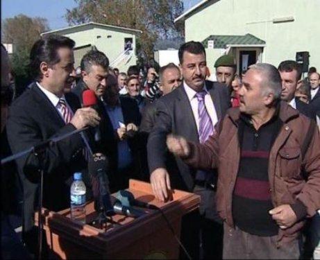 Bakan Çelik’i şaşırtan protesto - Resim 3