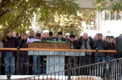 Küçük Umay toprağa verildi - Resim 6