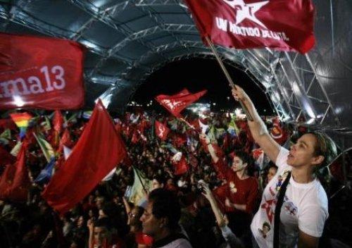 Dilma Rousseff Brezilya'nın ilk kadın başkanı - Resim 9