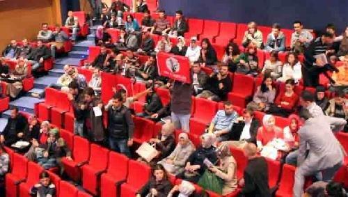 Taraf yazarına ip attılar