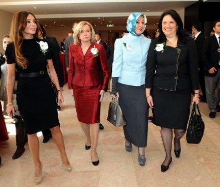 5 first lady'nin şıklık yarışı - Resim 3