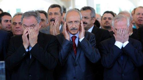 Önder Sav'ın gençliği