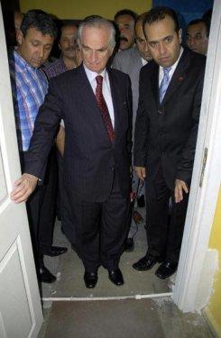 Önder Sav'ın gençliği